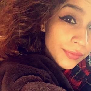 Meet your Posher, Alma